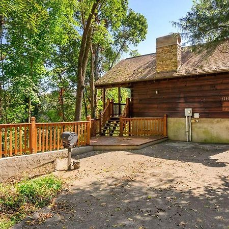 Do Not Disturb - Pigeon Forge Smoky Mountain Studio Cabin, Hot Tub, Fireplace Villa Exterior foto